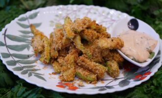 Сочные кабачки в хрустящем кляре