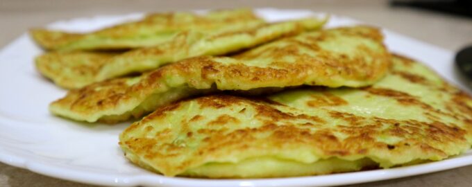 Кабачковые чебуреки с мясом
