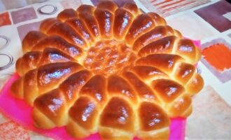 Подборка сдобной выпечки: булочки и пирожки