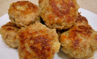 Сочные домашние котлеты из фарша