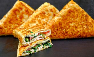Неудержимый лаваш! Всего 10 минут и конверт с сочной вкуснятиной готов!