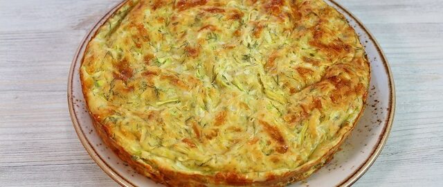 Заливной пирог с кабачками и сыром