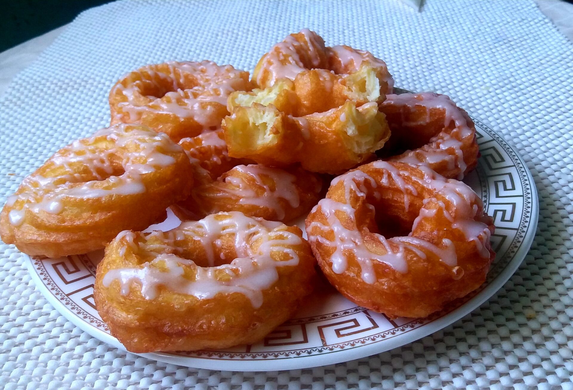 Пончик с мясом