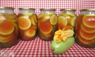 Консервированные кабачки с кетчупом чили