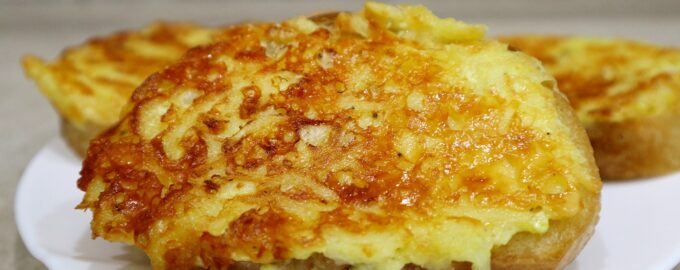 Горячие бутерброды с сыром и картофелем