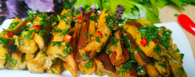 Острая закуска из маринованных баклажанов