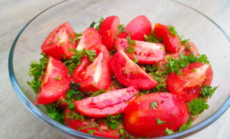 Маринованные помидоры с мятой