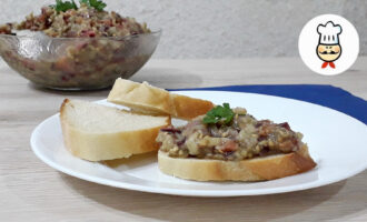 Икра из баклажанов со сливами