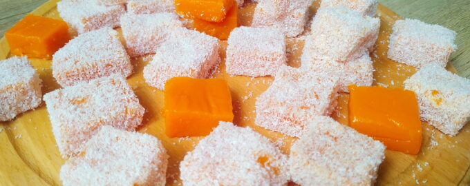 Потрясающе вкусный десерт из тыквы в кокосовой стружке