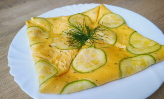 Завтрак в духовке из яиц, кабачков и сыра