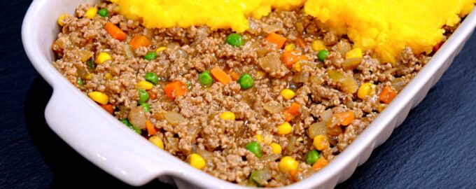 Тыква с фаршем и овощами в духовке