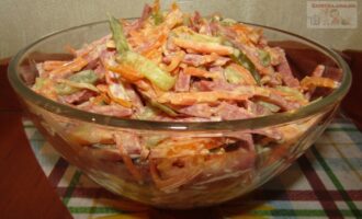 Салат с копченой колбасой и морковью по-корейски