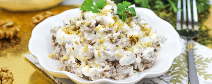 Мужской мясной салат с говядиной.