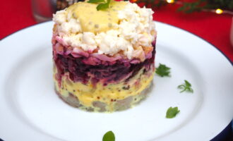 Селедка под шубой с сыром