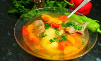 Шурпа с бараниной по-восточному