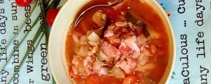 Солянка с капустой по-домашнему