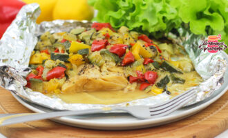 Рыба с овощами в фольге (Лучший рецепт! Невероятно сочная и нежная!)