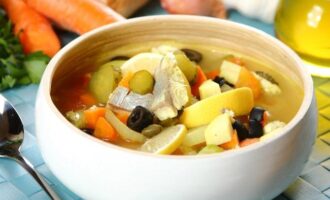 Рыбная солянка