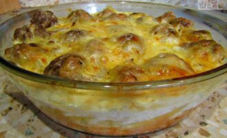 Макароны с мясными фрикадельками в духовке