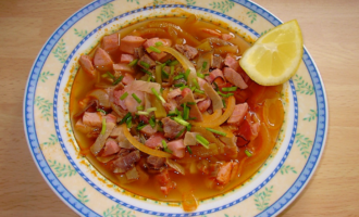 Мясная солянка