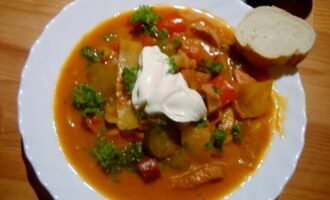 Солянка с шампиньонами