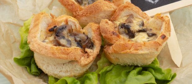Корзиночки из хлеба с грибами