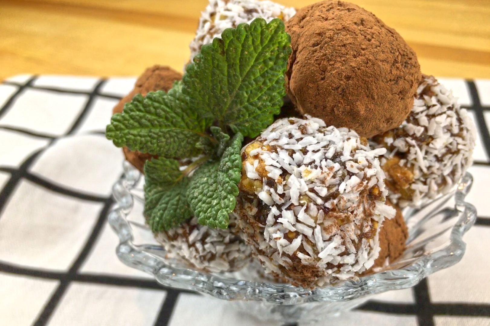 Конфетки из сухофруктов