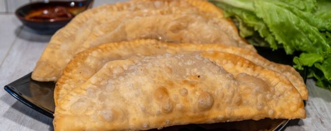 Чебуреки с сочной мясной начинкой