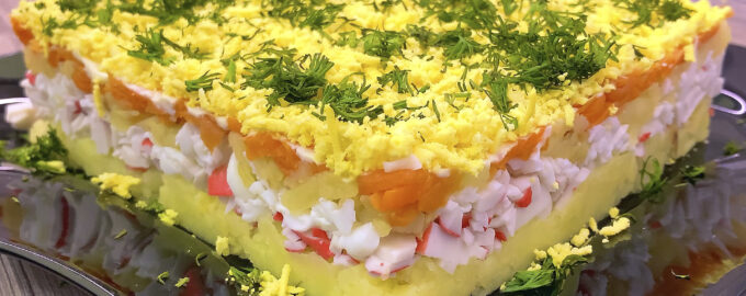Салат с крабовыми палочками без кукурузы