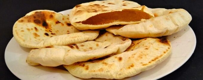 Лепешки с кармашком без дрожжей