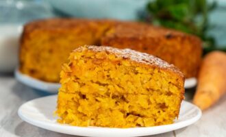 Морковный пирог с овсянкой и курагой