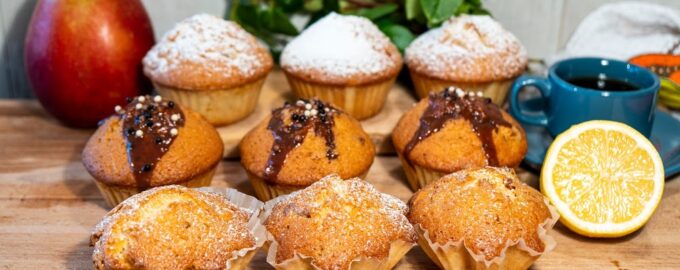 Классические кексы с орехом и изюмом