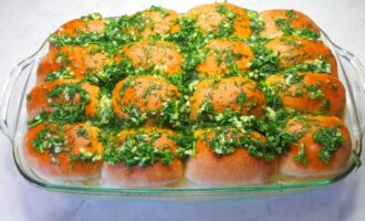Пампушки с чесноком к борщу