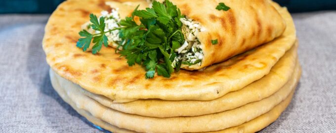 Лепешки с сыром и зеленью на кефире