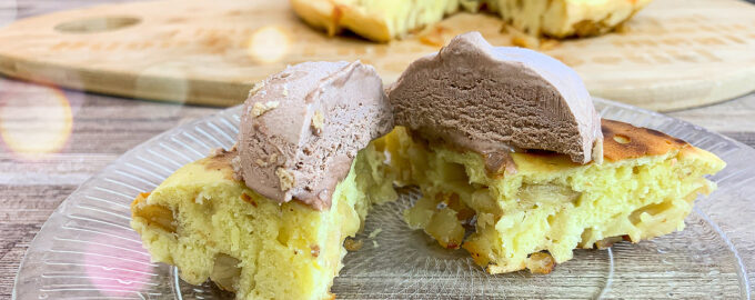 Шарлотка на сковороде (Рецепт шарлотки с яблоками)