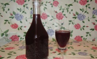 Домашняя сливовая наливка