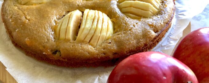 Пирожки с яблочным повидлом