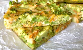 Яичная запеканка с брокколи