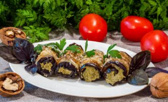 Закуска из баклажанов с грецкими орехами по-грузински