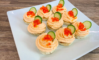 Закуска с креветками и сыром
