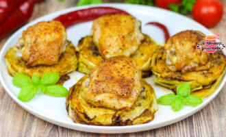 Курица с капустой запеченная в духовке