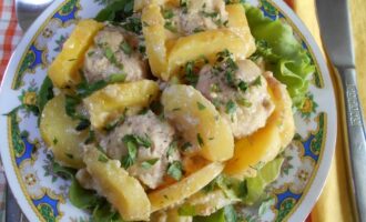 Запеканка с мясными шариками