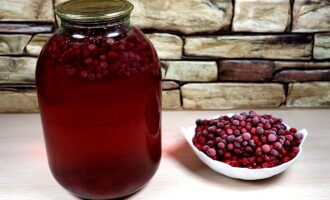Компот из брусники на зиму