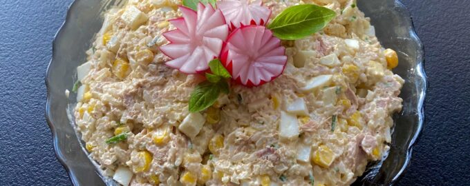 Простой, быстрый и вкусный салат из тунца