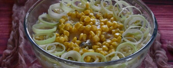 Праздничный салат с ветчиной