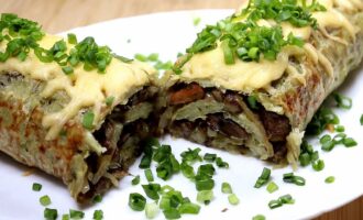 Картофельный рулет с грибами