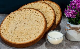 Бисквит на кефире для торта