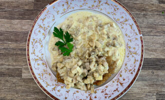 Котлеты из гречки с грибной подливой Вкусное блюдо из гречки и грибов