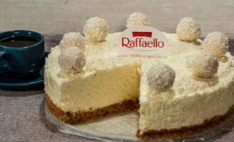 Творожный торт «Рафаэлло» с печеньем и кокосом