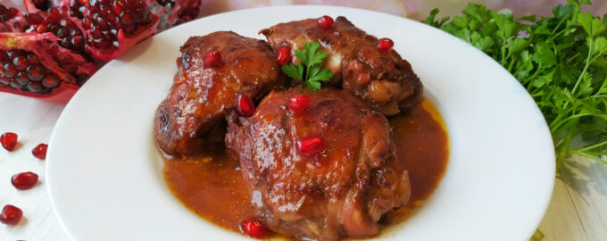 Курица в разы вкуснее с этим маринадом, сочная с карамельной корочкой
